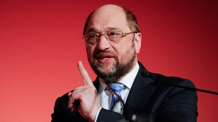 Δήλωση-«βόμβα» από Σουλτς: Θα υπάρξει Ευρωπαίος υπουργός Οικονομικών